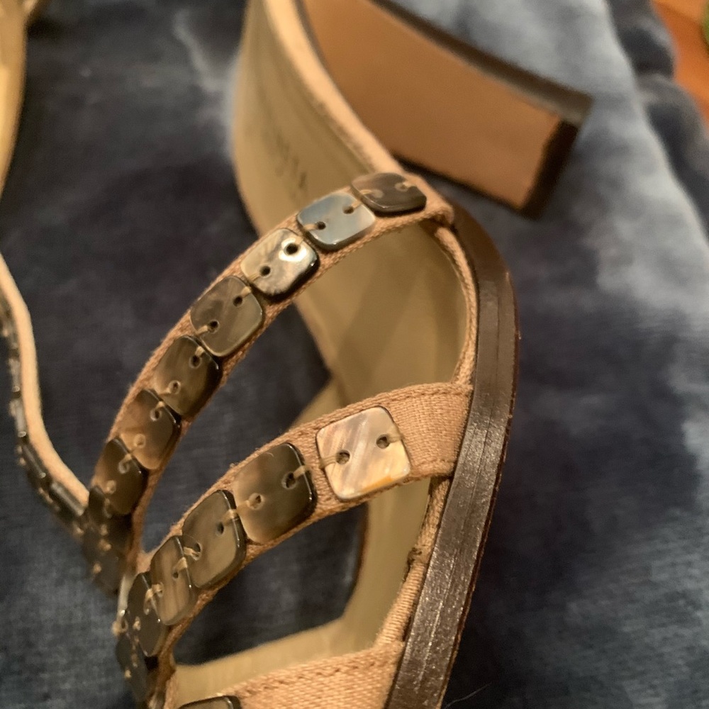 Heels - Picture 2 of 8